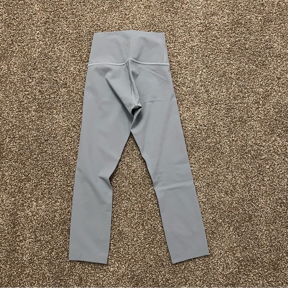 Lululemon Wunder Train High-Rise Tight 21” crop - Picture 2 of 4